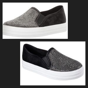 Skechers Memory Foam  !!